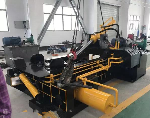 青海250噸雙主缸廢鋼打包機(jī)，廢鐵打包機(jī)