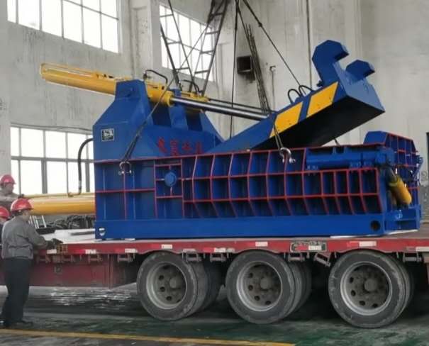 青海大型廢鋼打包機(jī)，廢鋼壓塊機(jī)